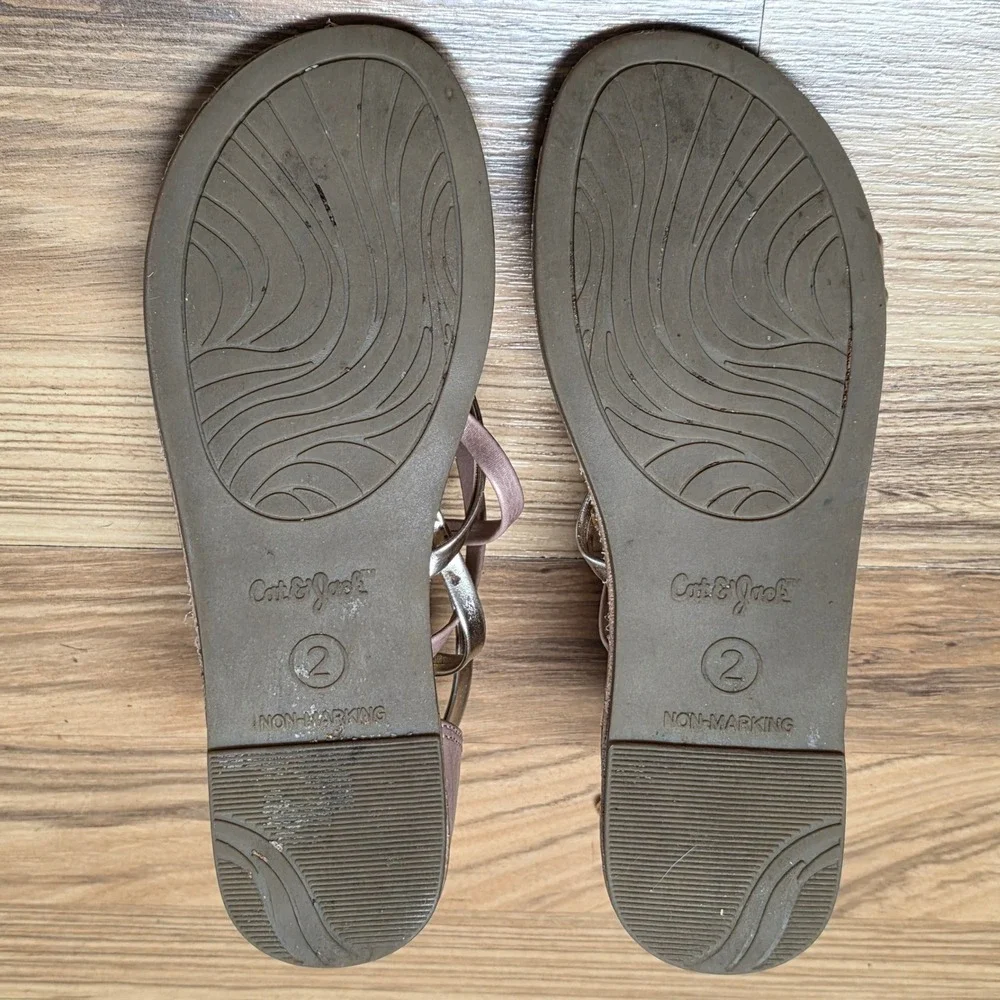 Cat & Jack Dion Gladiator‎ Sandals Girl's Size 2 Rose Gold Iridescent Straps